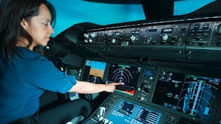 Touchscreens come to 777X flight deck [upl. by Eadas]