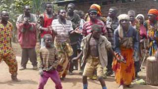 Rwanda  Pygmy Dance near Ruhengeri [upl. by Hallsy148]