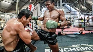 Muay Thai Motivation  Crazy training Buakaw [upl. by Jacobs]