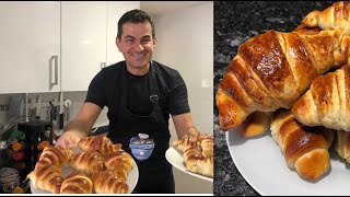 CROISSANTE CU UNT👉 si cu  CIOCOLATA😋 [upl. by Reo]