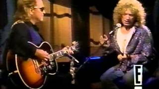 Mick Jones and Lou Gramm going acoustic on E 1993 [upl. by Kubis]