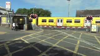 Birkdale Level Crossing [upl. by Gerdeen]