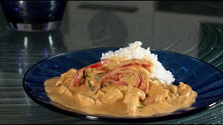 Classic Thai Chicken Curry [upl. by Hairom829]